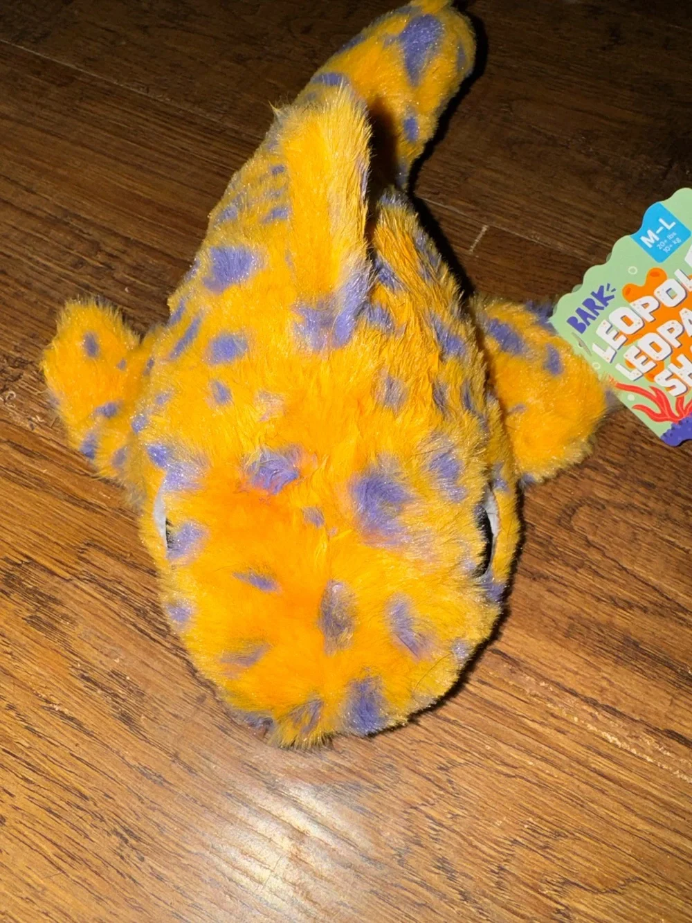 Bark Box M-L Dog Toy NEW Leopold Leopard Shark crinkle & squeak Shark Dog toy